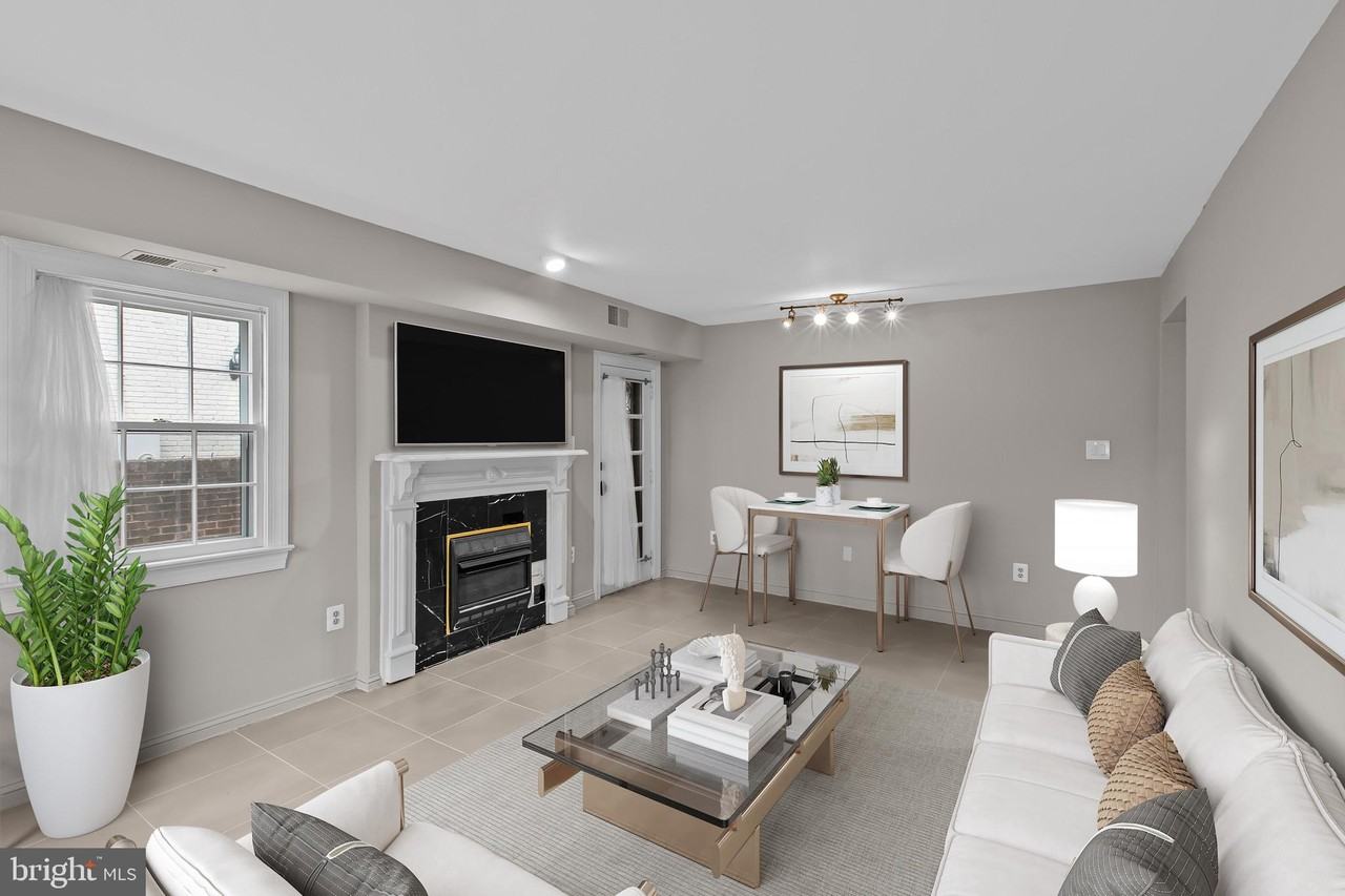 810 Queen St ##1 - Photo 4 of 32