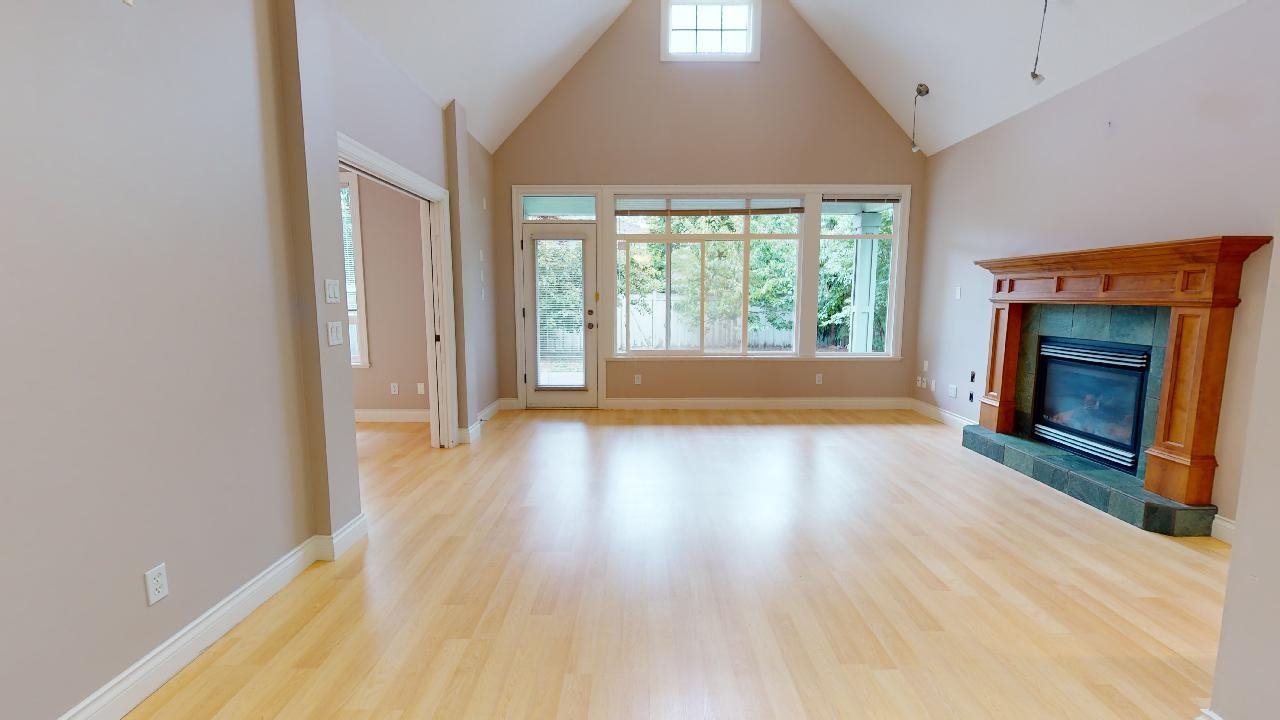 3351 Point Avenue - Photo 7 of 24