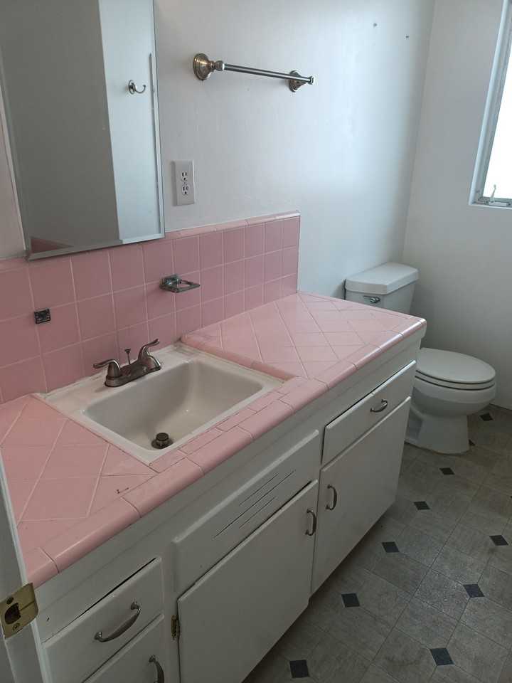 1128 South Bedford Street #6 - Photo 7 of 11