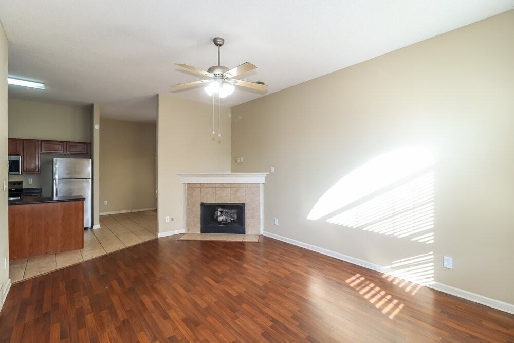 6804 Kamali Ave - Photo 4 of 16