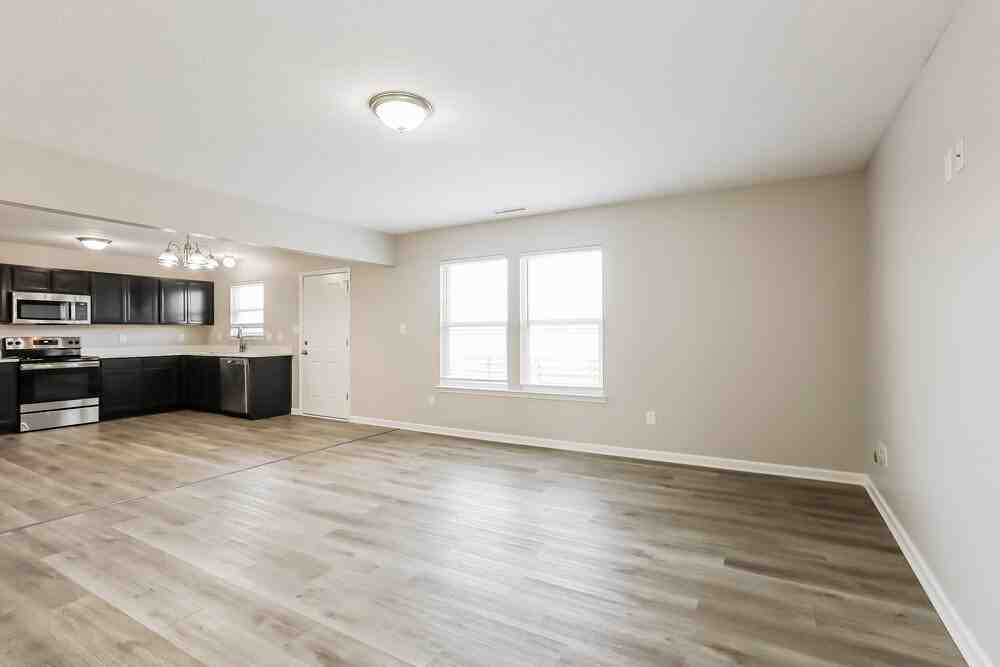 7832 Wolfgang Pl - Photo 5 of 17