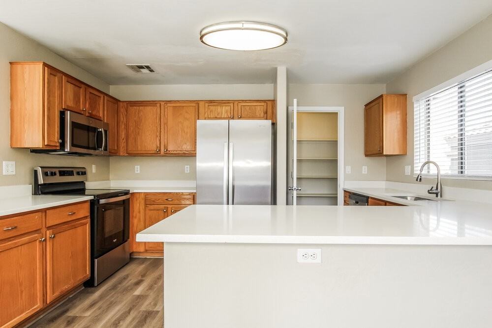 10637 W Nez Perce St - Photo 6 of 17