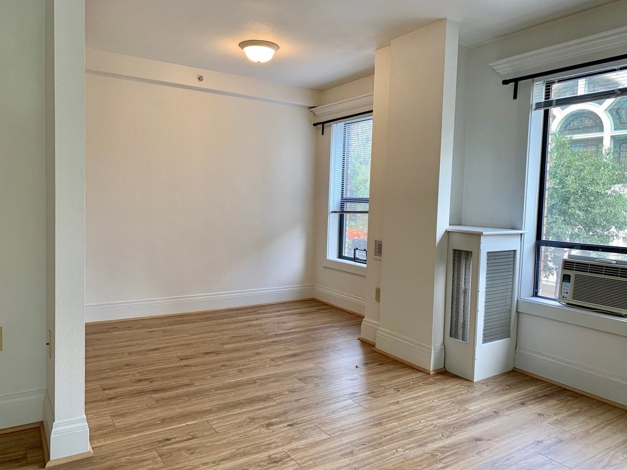 Exeter Apartments - Photo 5 of 21