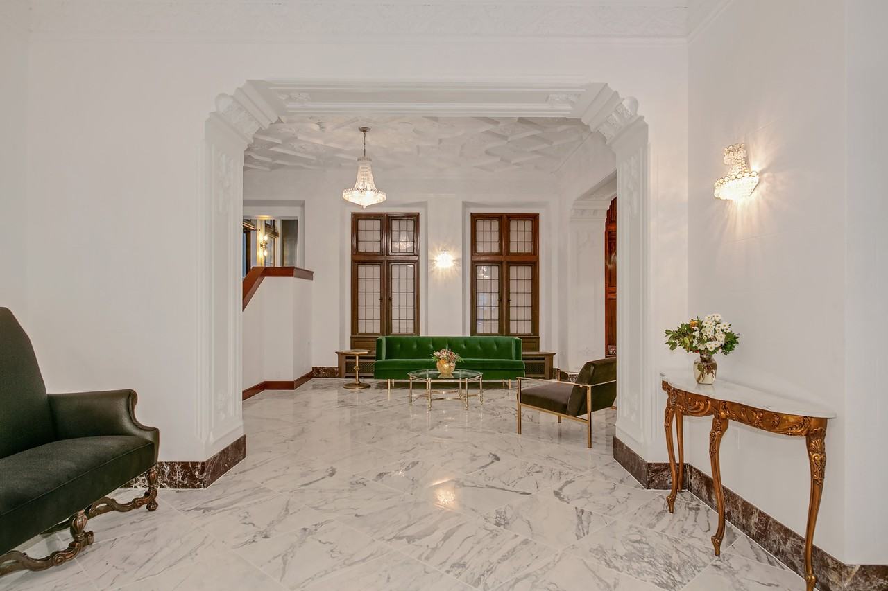 Exeter Apartments - Photo 7 of 21