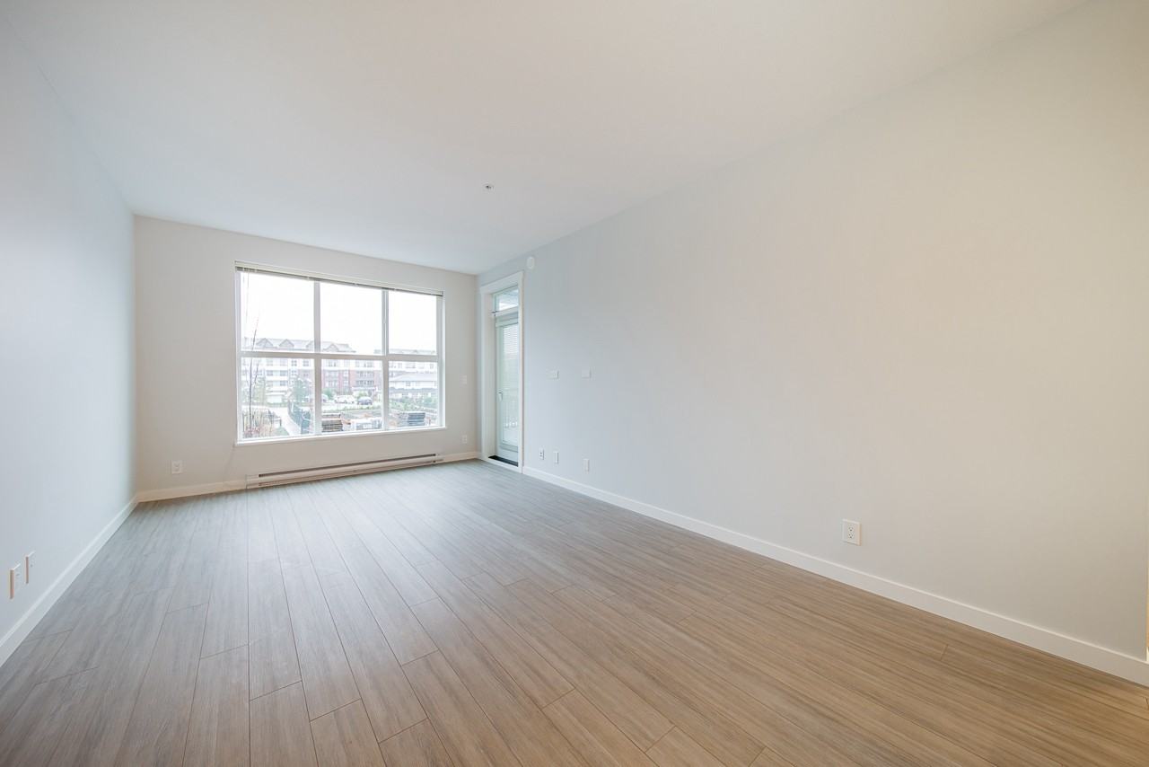 8150 207th St - Photo 5 of 20