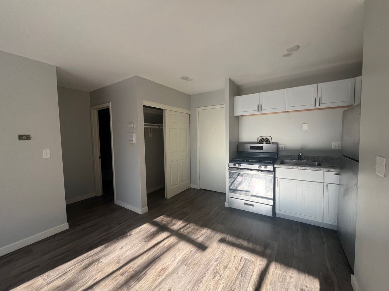 2545 2545 N. Cramer - 212 #212 - Photo 2 of 8