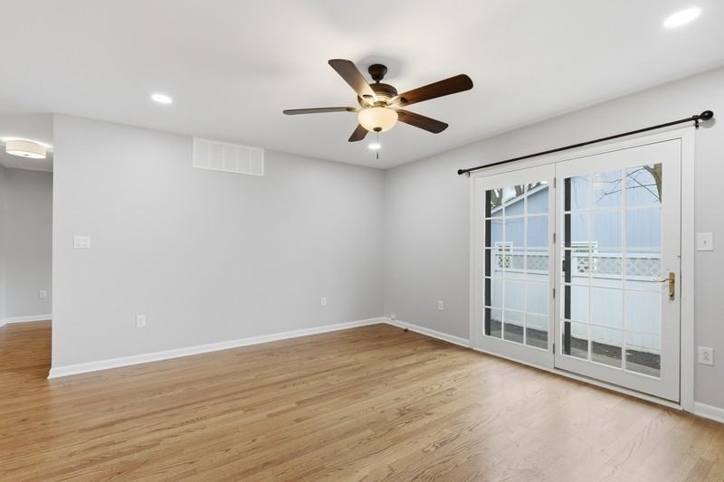 752 Ticonderoga Ave - Photo 3 of 21