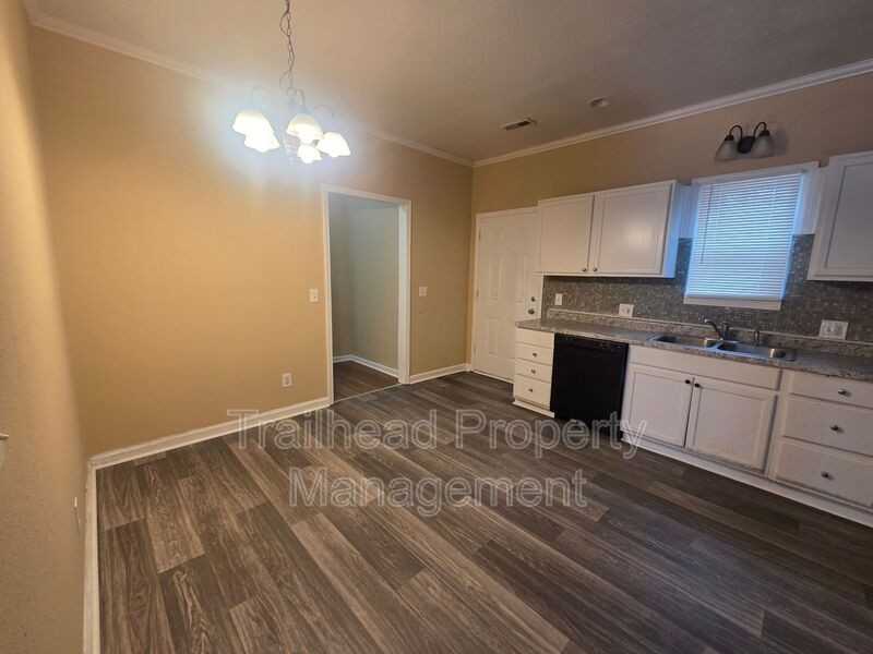 7311 Blue Ridge Blvd - Photo 4 of 18