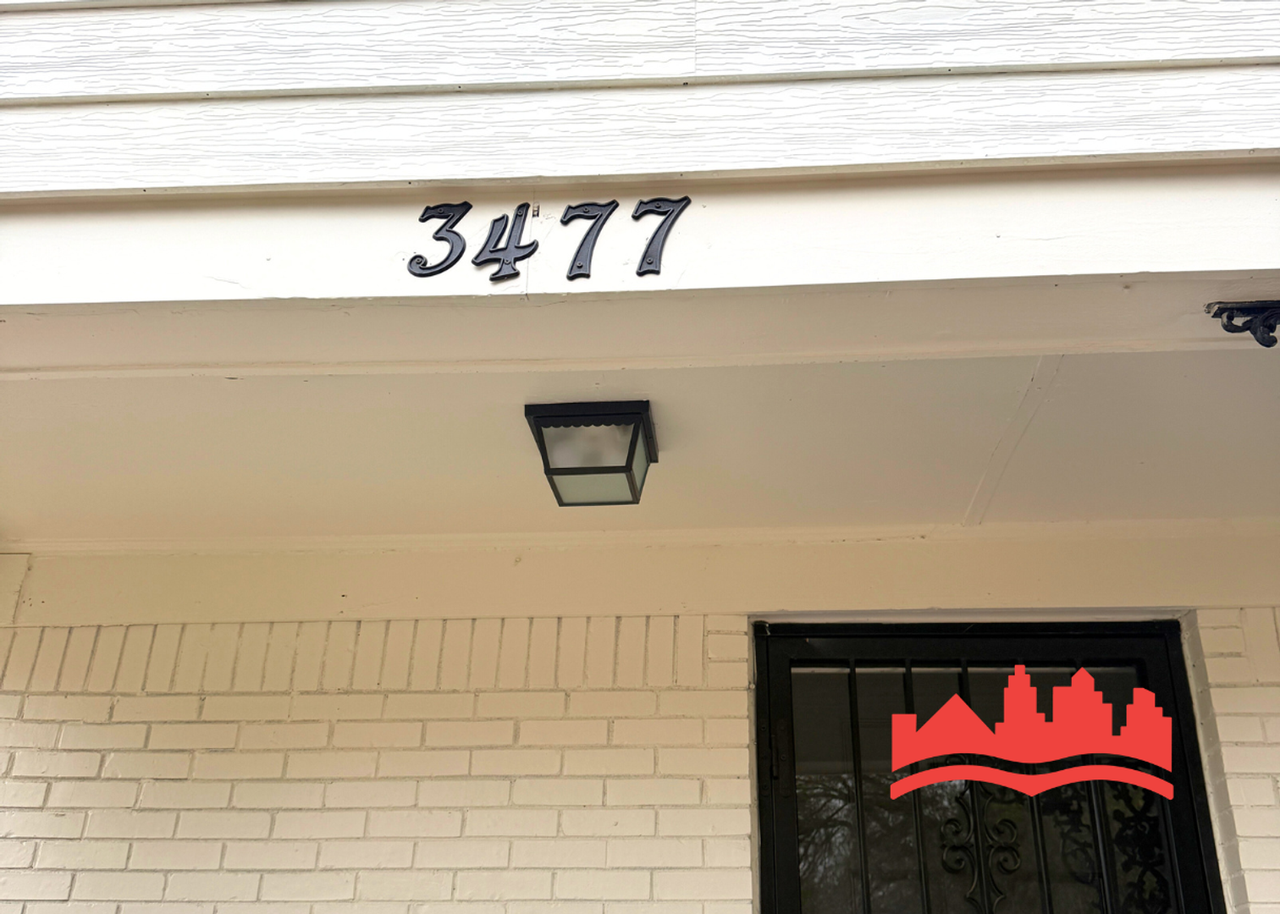 3477 Kensett Dr - Photo 2 of 13