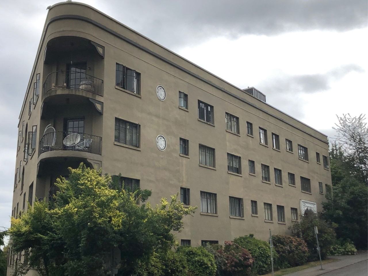 Benson Alexander Apartments - Photo 3 of 31