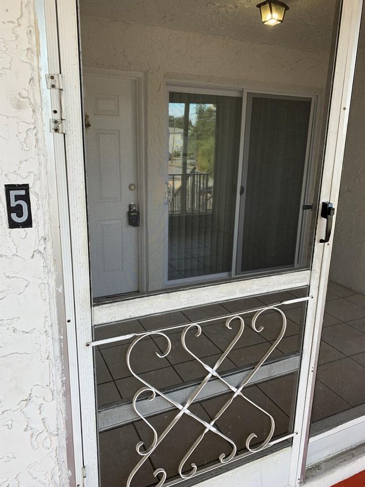 124 North Jefferson Avenue - Photo 3 of 19