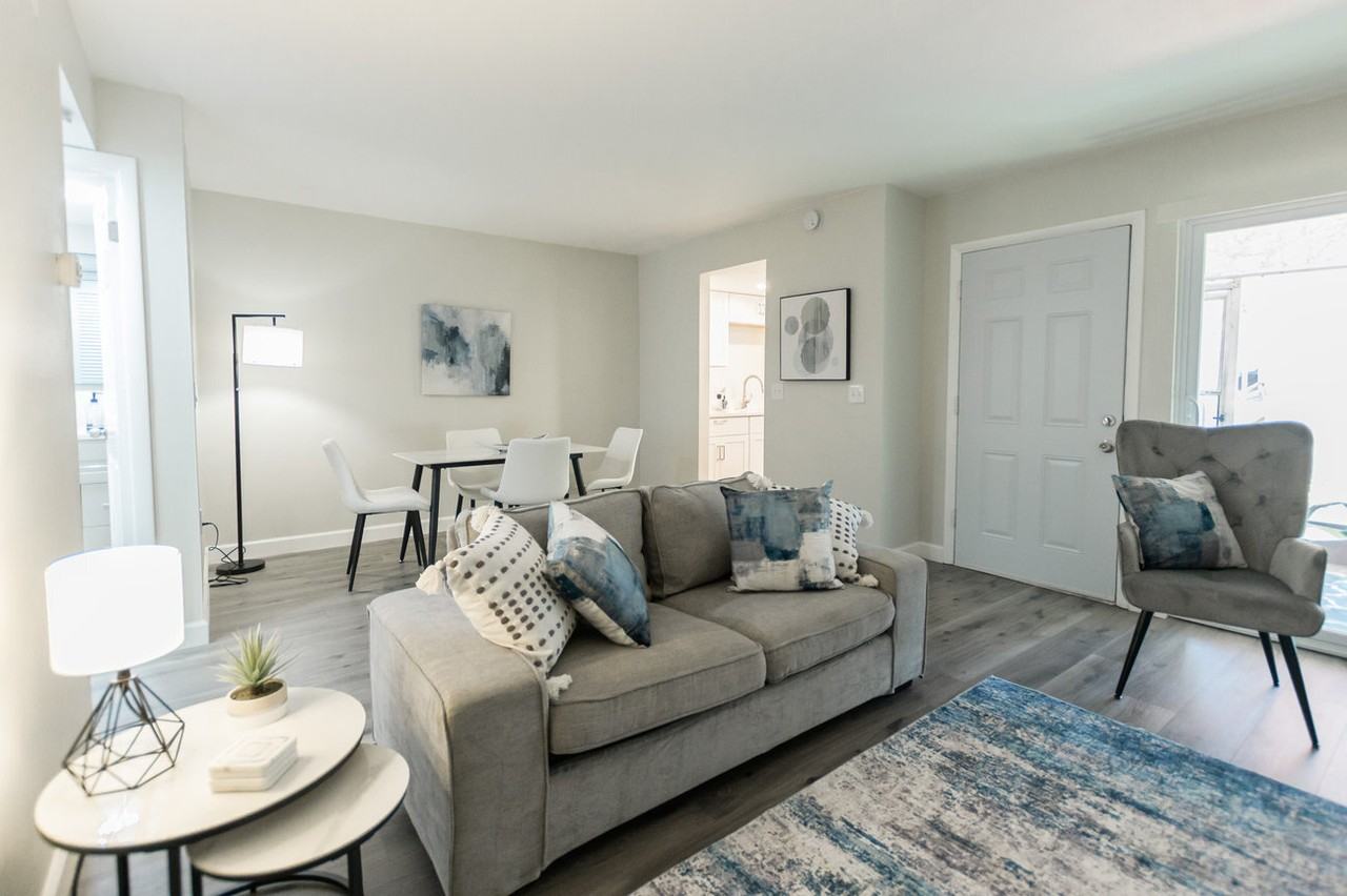 124 North Jefferson Avenue - Photo 6 of 19