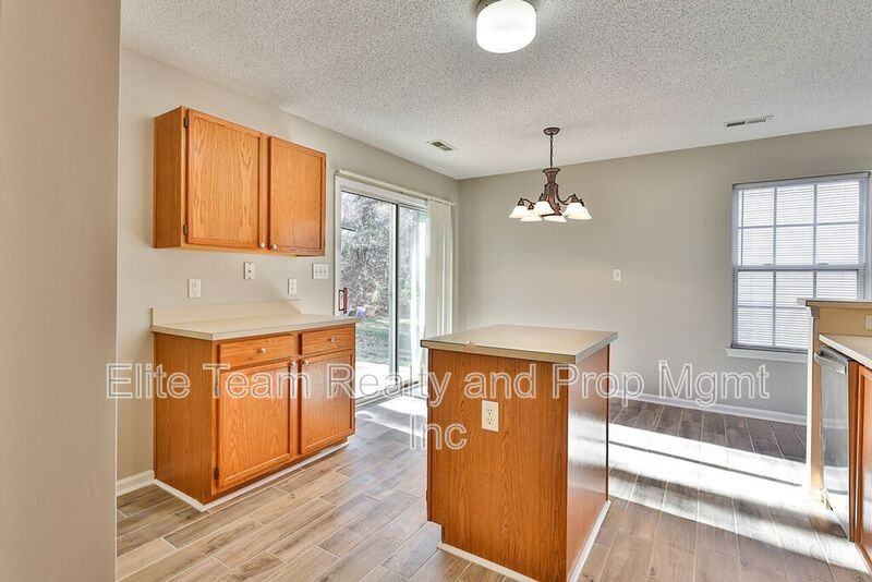 9522 Bird Watch Ln - Photo 7 of 31