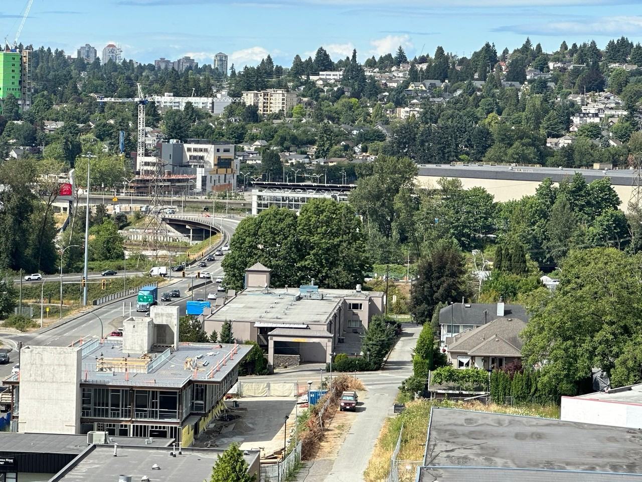 901 Lougheed Highway - Photo 4 of 41