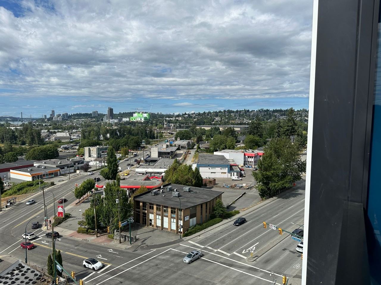 901 Lougheed Highway - Photo 5 of 41