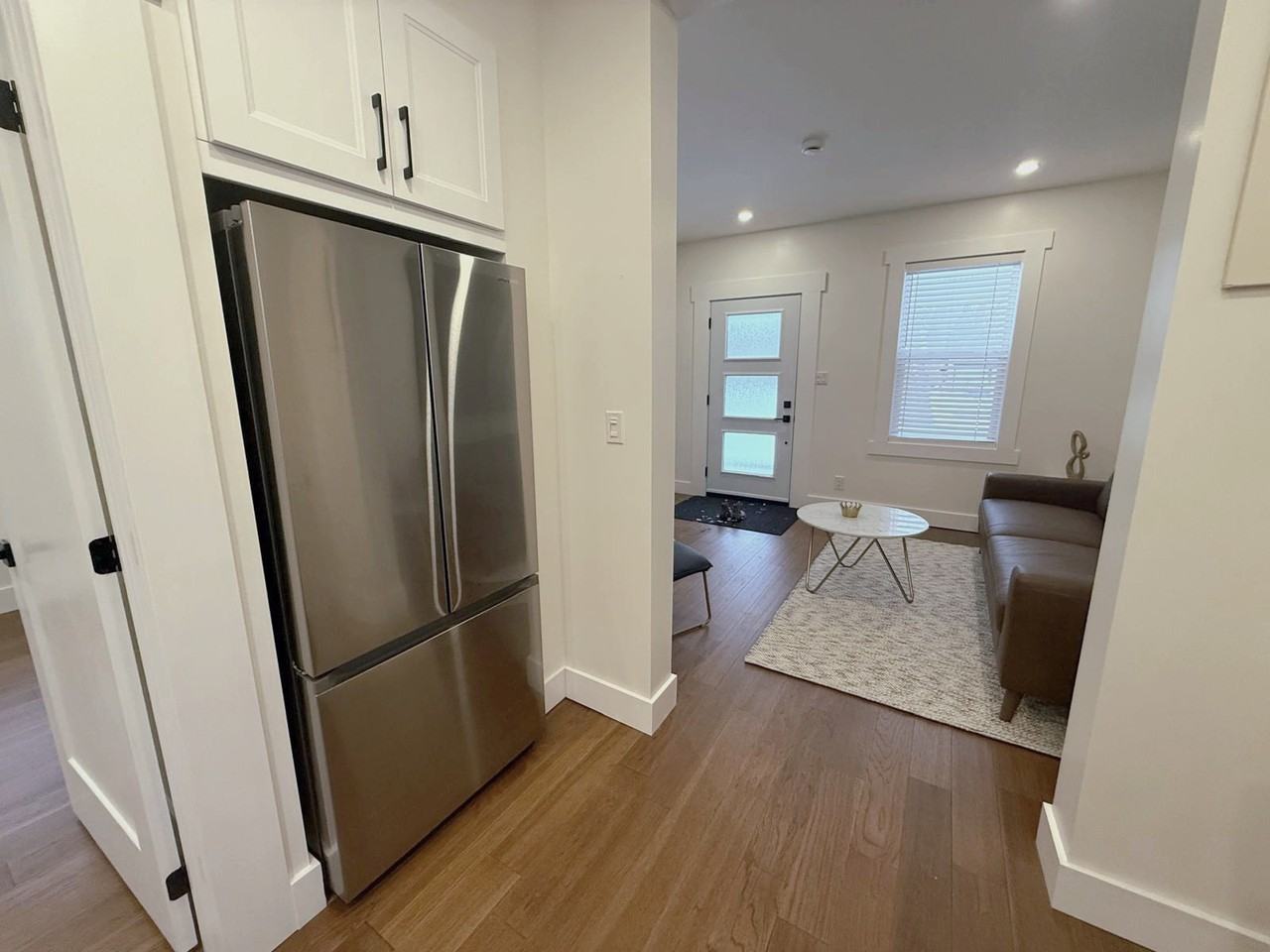 724 William Street #2 - Photo 4 of 15