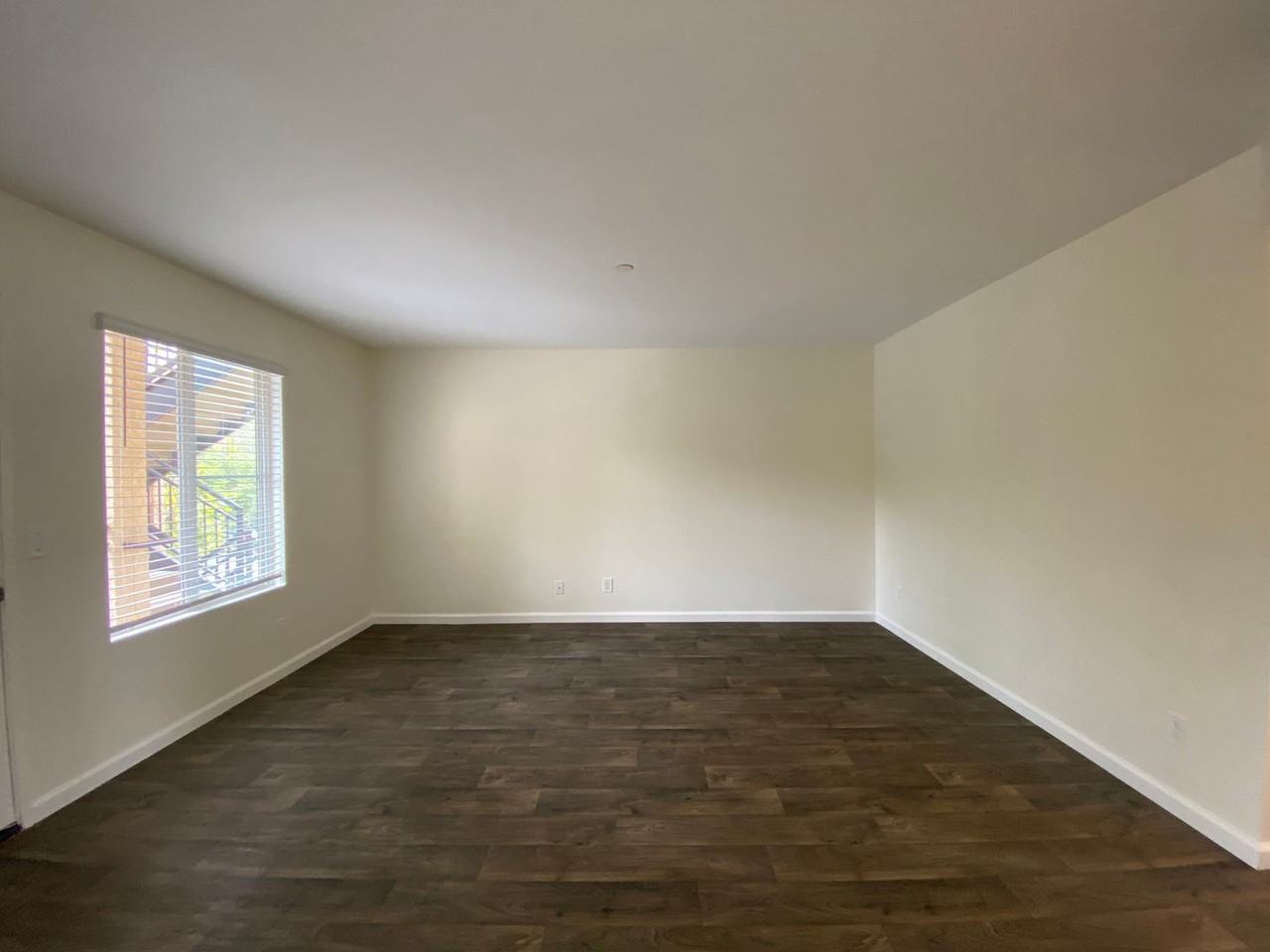 Sunny Creek Apts. - Photo 4 of 50