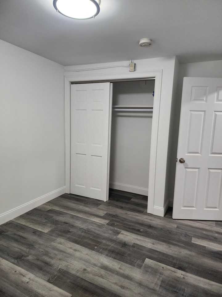 17 Maple Avenue - Photo 3 of 8