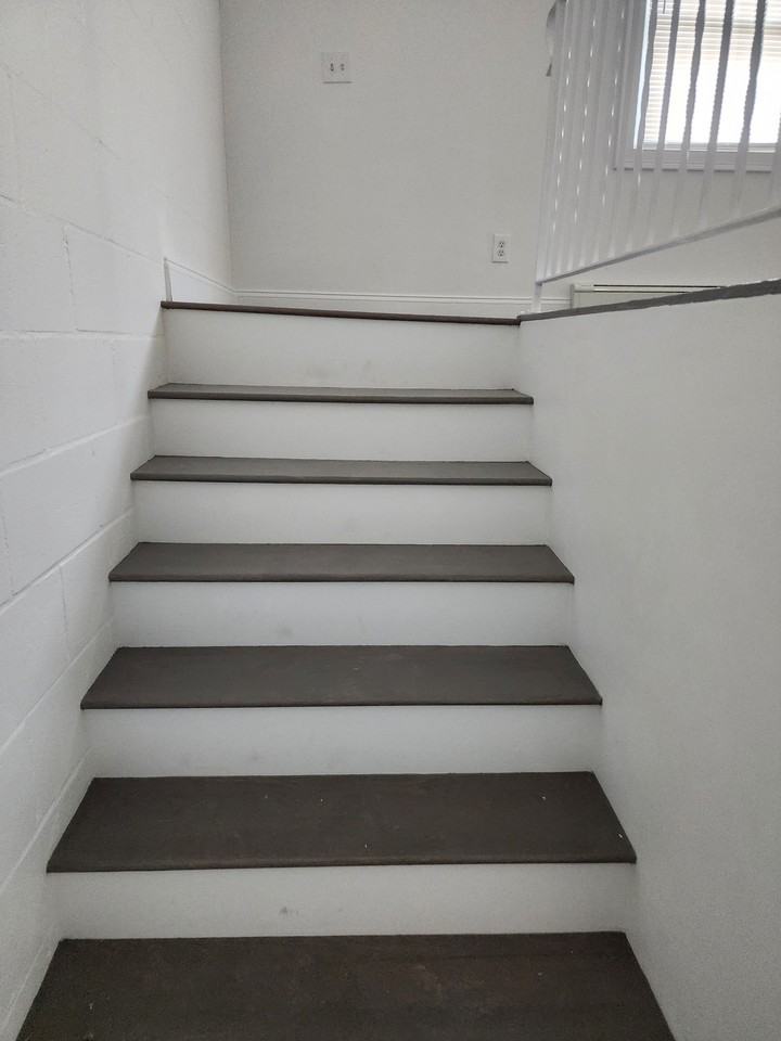 17 Maple Avenue - Photo 4 of 8