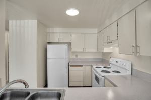 featured image of 737 Manbrin Dr Ne