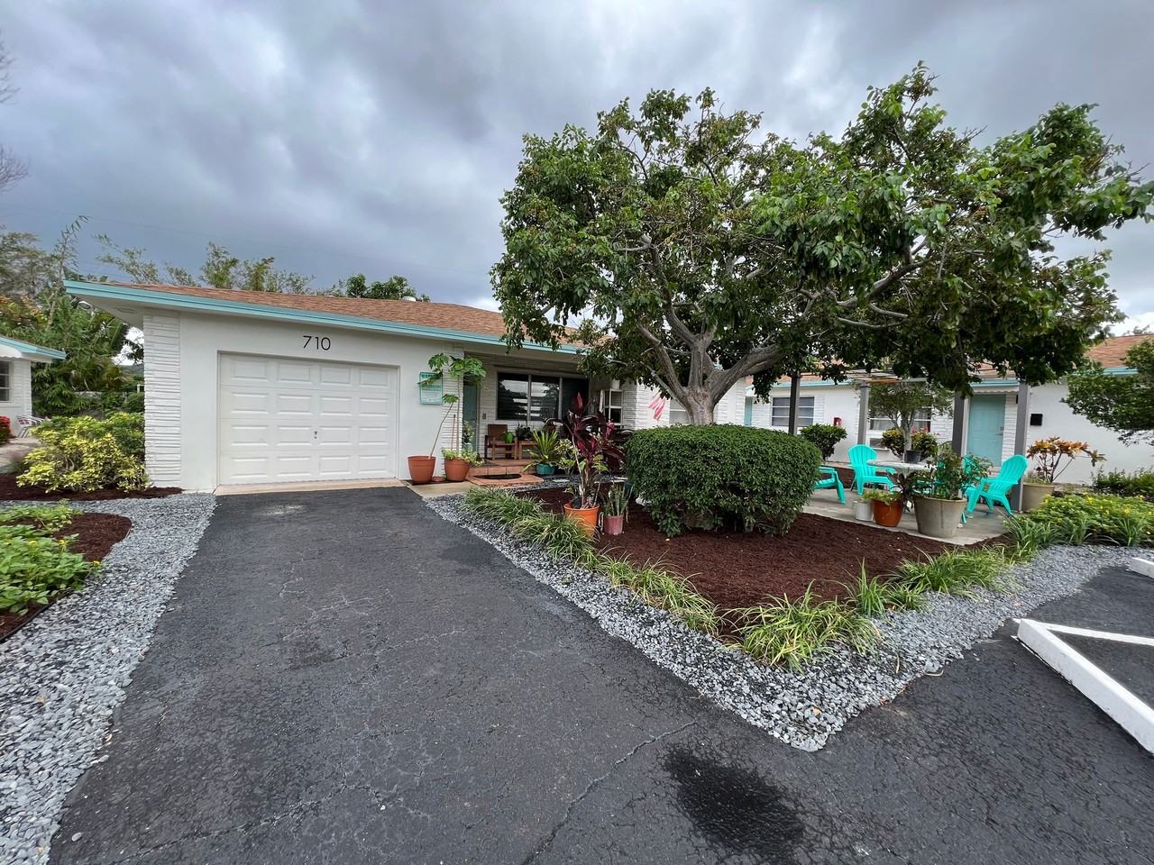 710 S Federal Hwy - Photo 3 of 19