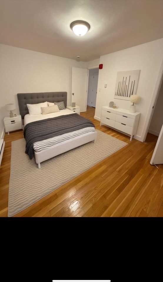 19 Park Ave #4 - Photo 3 of 5