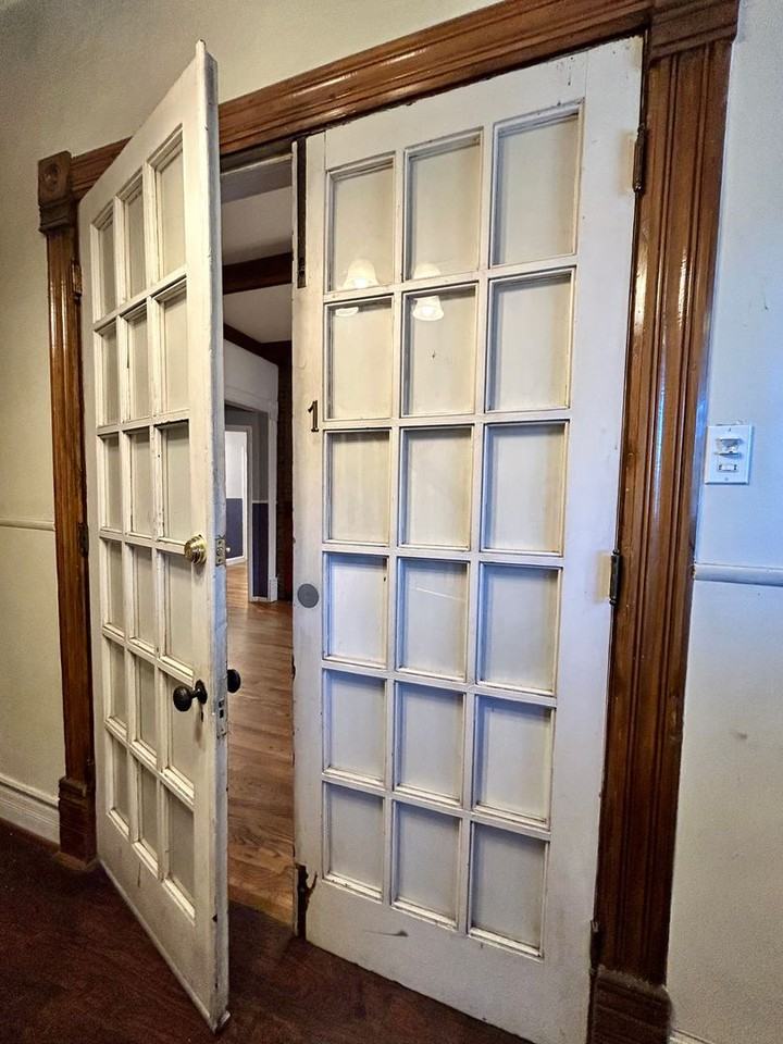 1654 Gaylord St - Photo 2 of 25