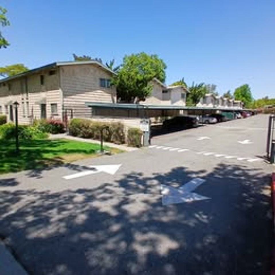 Menclair Apartments - Photo 2 of 12