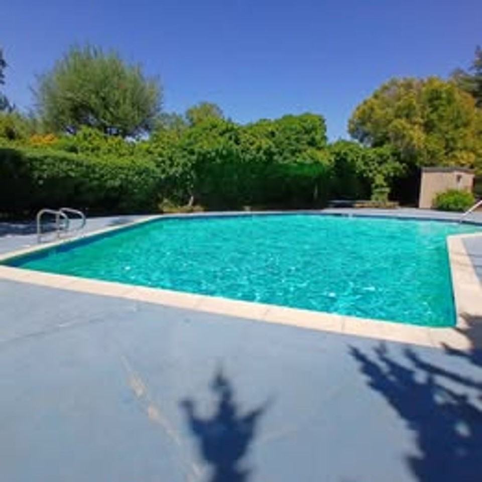 Menclair Apartments - Photo 3 of 12