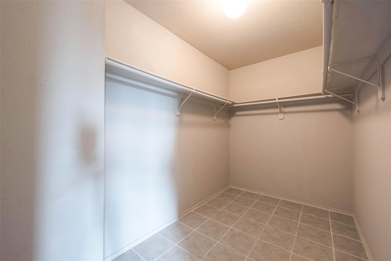 839 Darbydale Crossing Lane - Photo 5 of 8