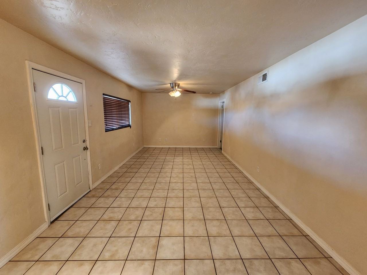 1417 5th St - Photo 7 of 24