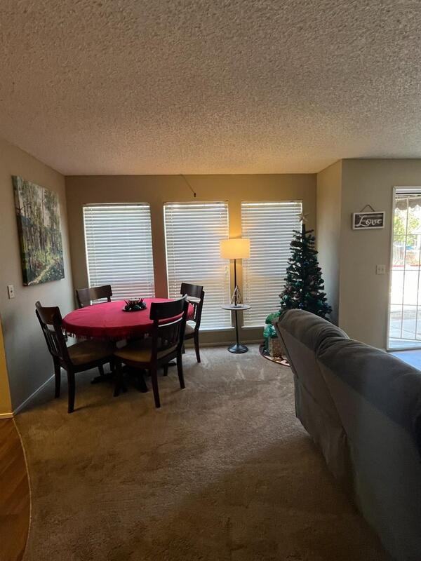 32 W 7th St - Photo 5 of 10