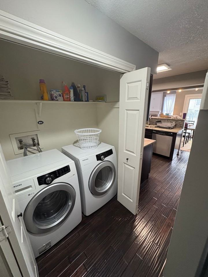 9443 W 119th Ter - Photo 6 of 27