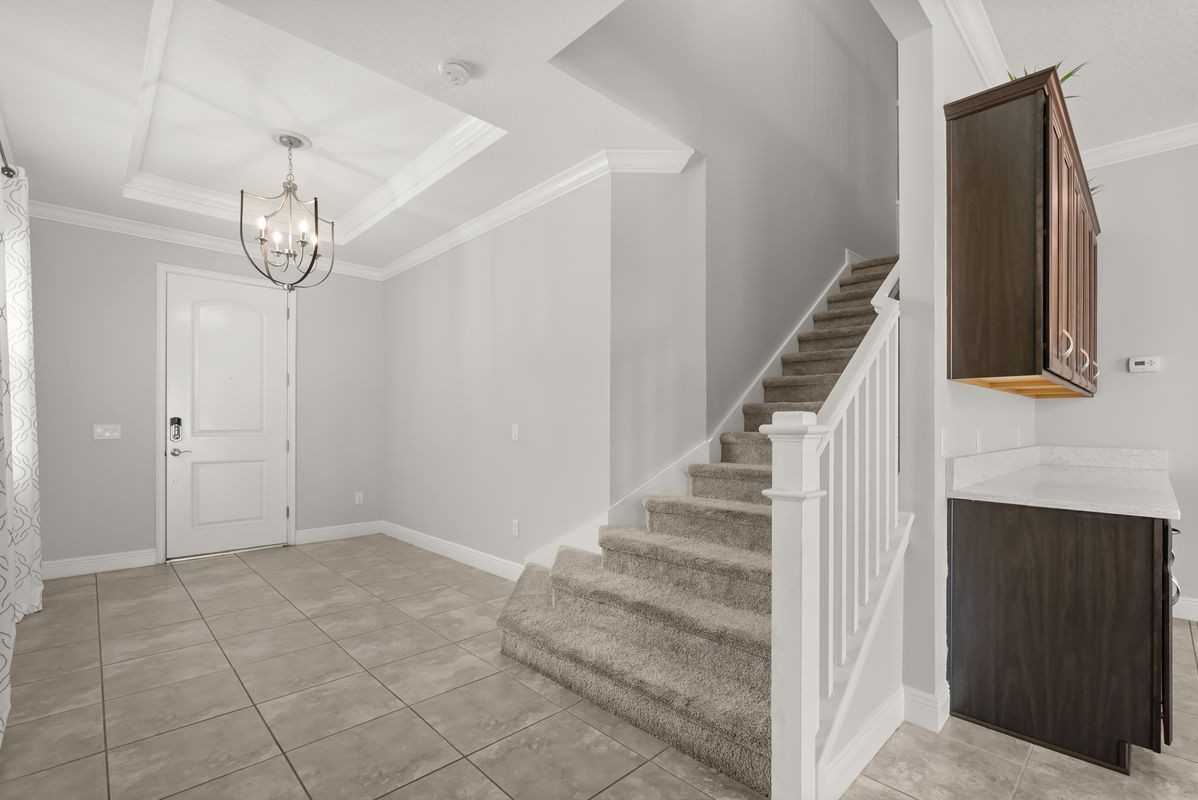 14085 Alafaya Oak Bnd - Photo 2 of 44