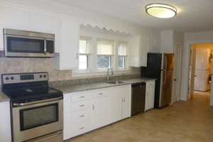 featured image of 293 High St ##B