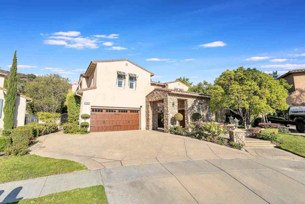 4980 Via Santana - Photo 2 of 50