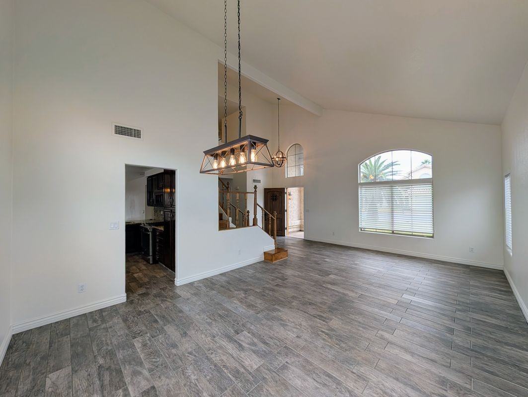1836 E Aspen Way - Photo 3 of 50