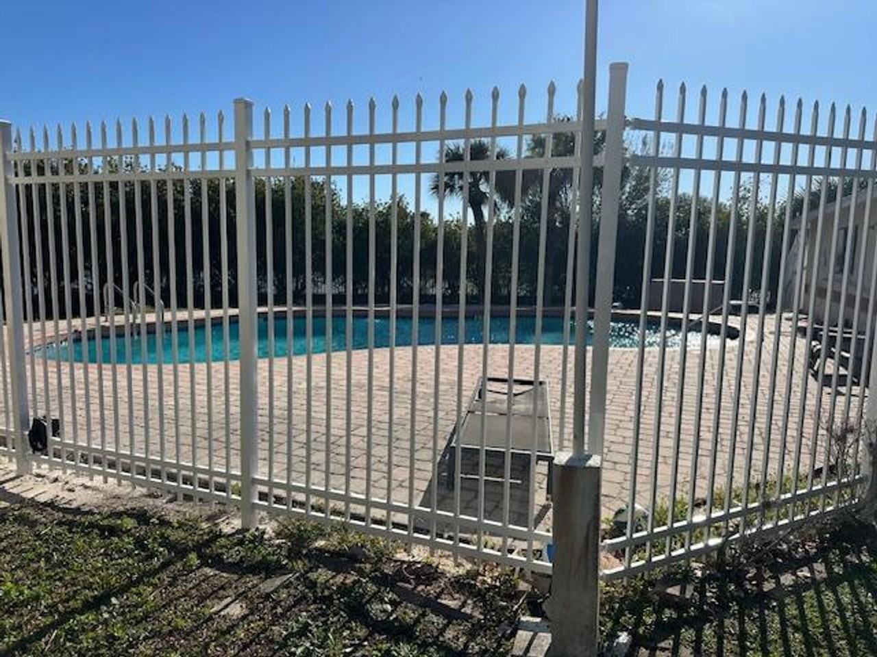 242 Dawn Ct - Photo 2 of 20