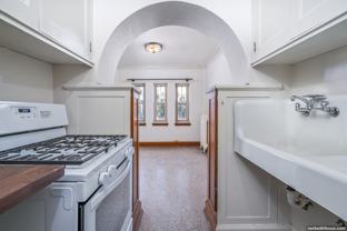 The Ivy - Photo 1 of 1