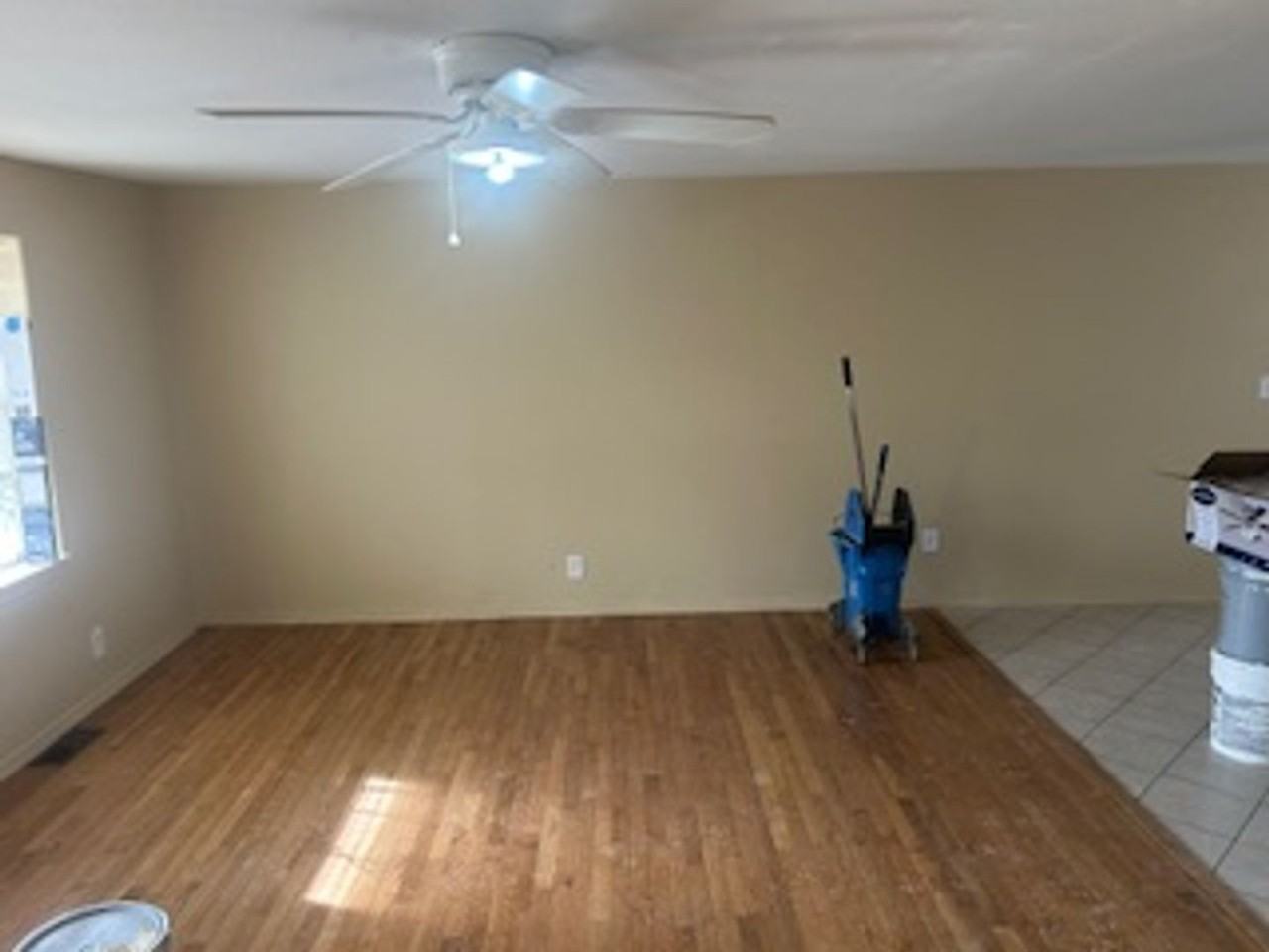 317 W Ash St - Photo 6 of 24