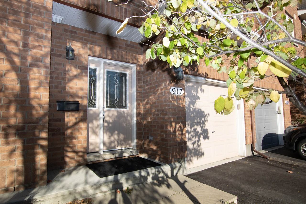 917 Torovin Private - Photo 2 of 41