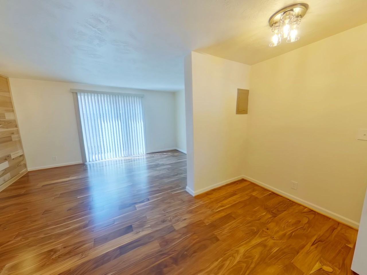 1437 High Street - Photo 4 of 42