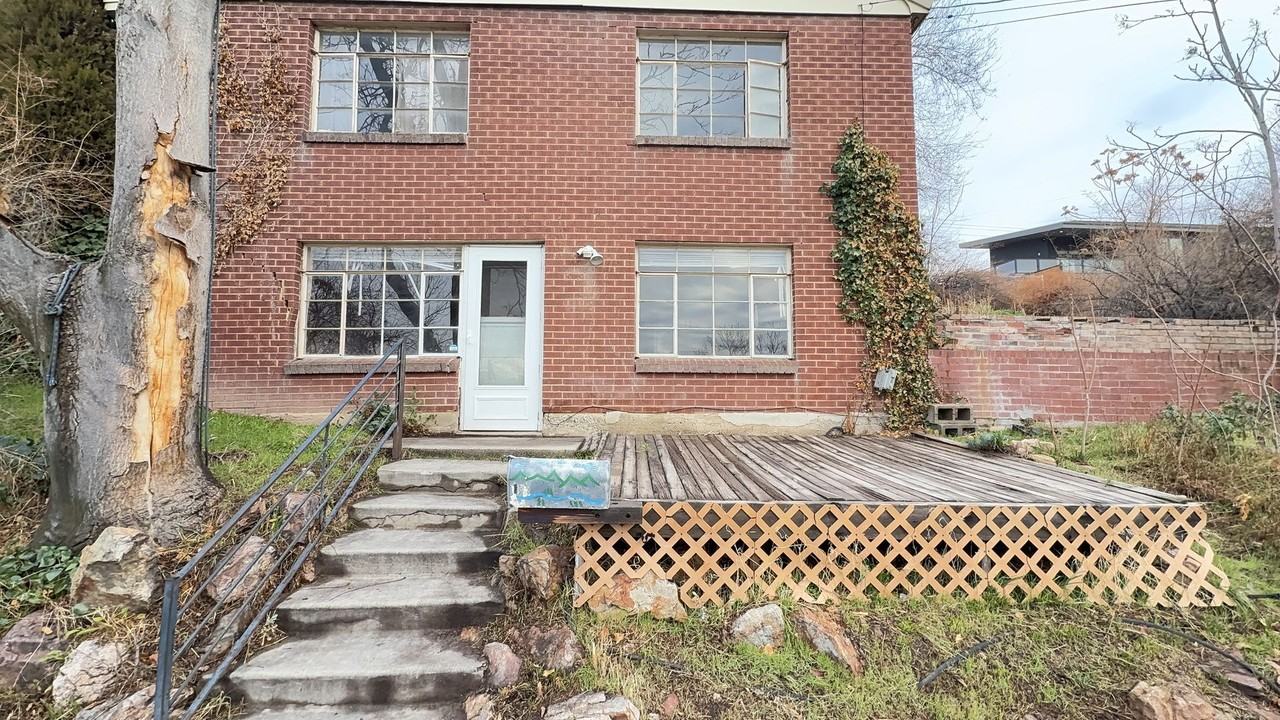 1270 E Sherman Ave - Photo 5 of 5