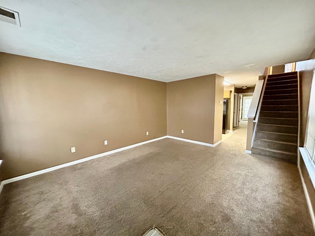 221 Simba Way - Photo 2 of 22