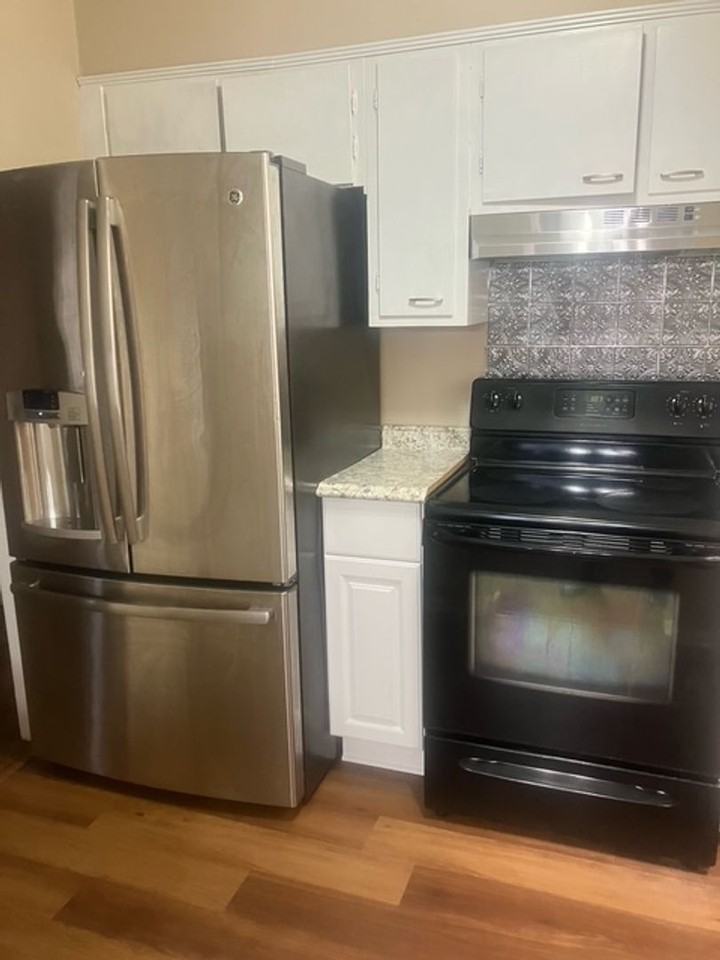 6142 Graceland Cir - Photo 4 of 14