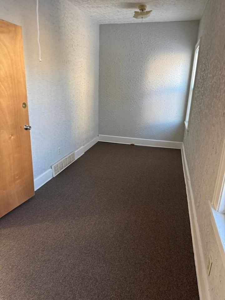 2528 N 23rd St - Photo 5 of 16
