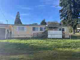 featured image of 146 S 9th St