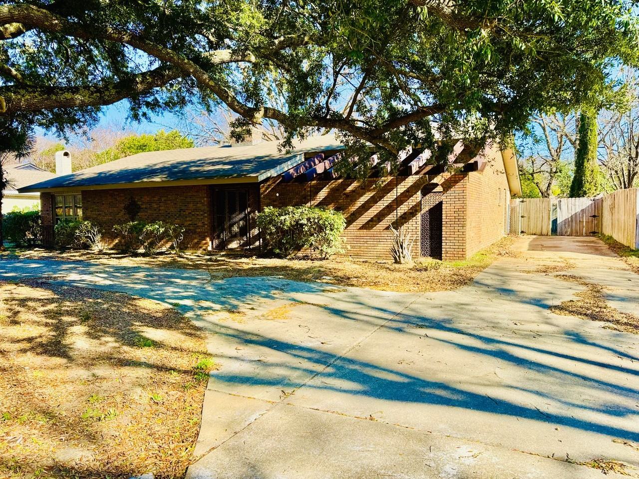 3531 Edgefield Rd - Photo 3 of 42