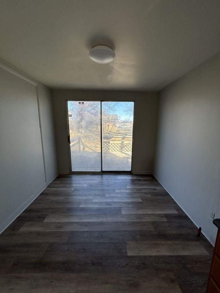 2501 N Walnut St - Photo 6 of 22