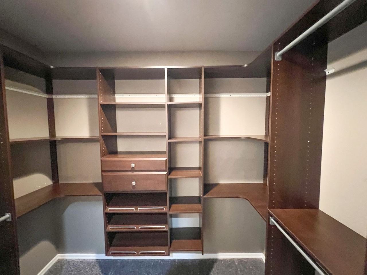 2282 S Eastern Dr - Photo 4 of 22